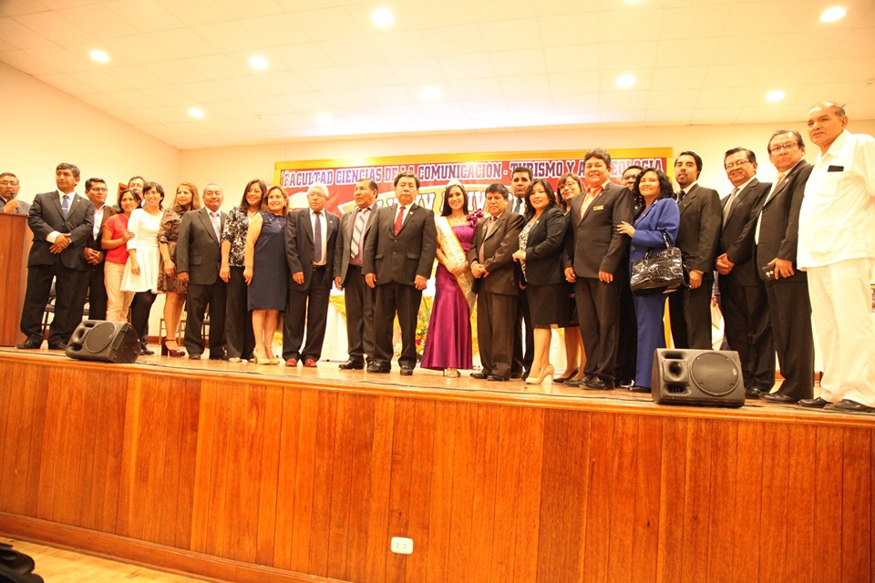 Ceremonia Central por el XV Aniversario de la Facultad de Ciencias de ...